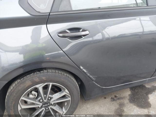 3KPF24AD7RE791063 KIA Forte Lxs