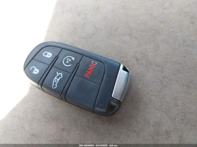 2018 CHRYSLER 300 2C3CCAAG8JH338608 Photo 10
