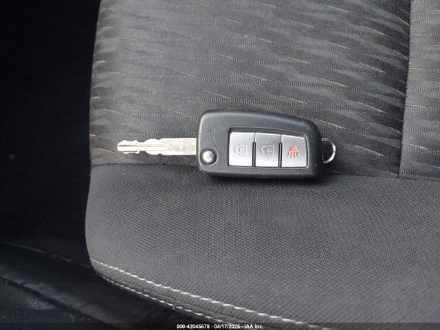 Nissan ROGUE S 2017 KNMAT2MV4HP565822 Image 11