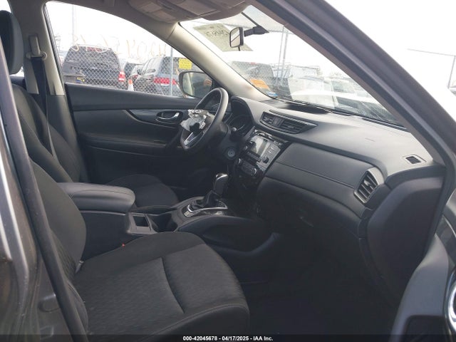 Nissan ROGUE S 2017 KNMAT2MV4HP565822 Image 5