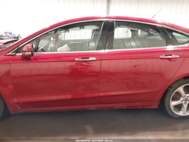 3FA6P0HD9HR241988 Ford FUSION SE