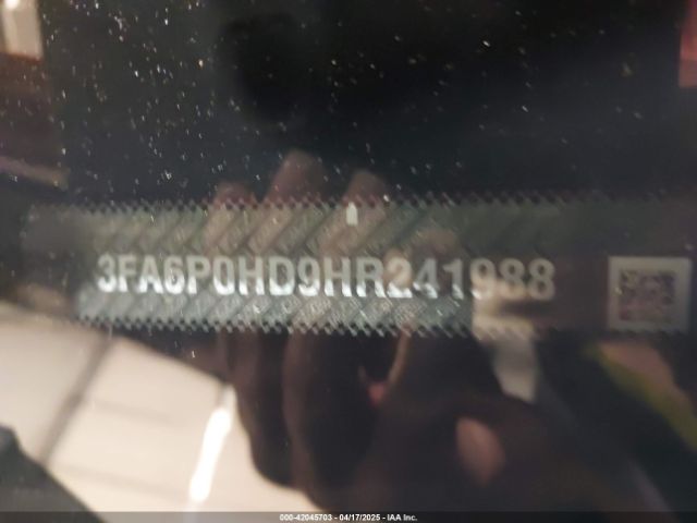 3FA6P0HD9HR241988 Ford FUSION SE