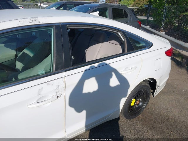 5NPE24AF7GH305891 Hyundai SONATA SE