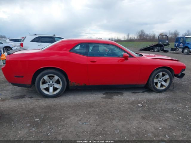 2C3CDYAG5EH126745 Dodge Challenger Sxt