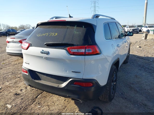 1C4PJMCS0FW788168 Jeep Cherokee Latitude
