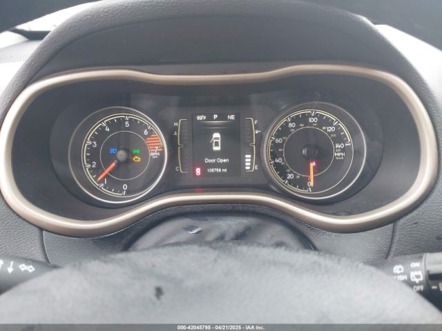 1C4PJMCB6GW301105 Jeep Cherokee 75th Anniversary