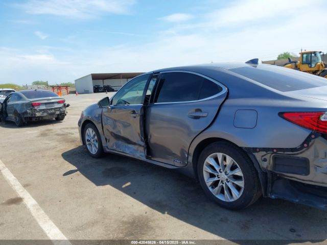 JTHBW1GGXF2095128 Lexus ES 300H