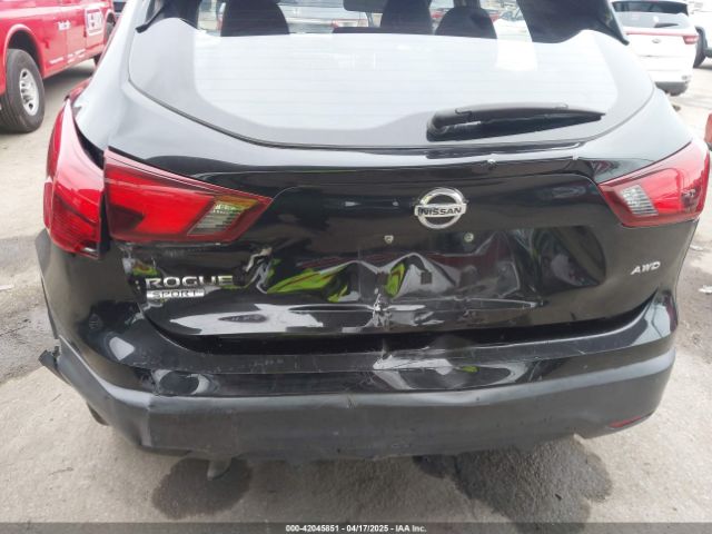 JN1BJ1CR3KW316615 Nissan Rogue Sport S