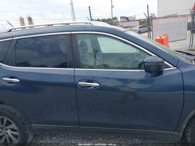 KNMAT2MT4GP685701 Nissan Rogue Sl