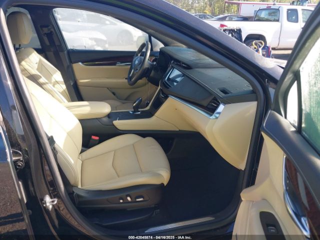 1GYKNCRS1HZ233242 Cadillac Xt5 Premium Luxury