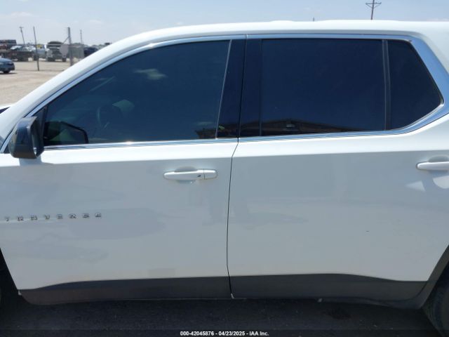 1GNERFKW2NJ132976 Chevrolet Traverse Fwd Ls