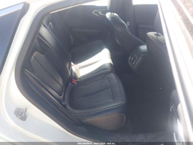 1C3CCCEG8FN624043 Chrysler 200 C