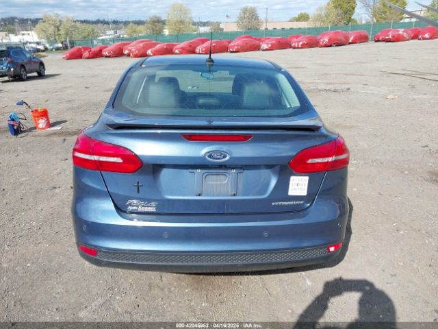 1FADP3J29JL254861 Ford Focus Titanium