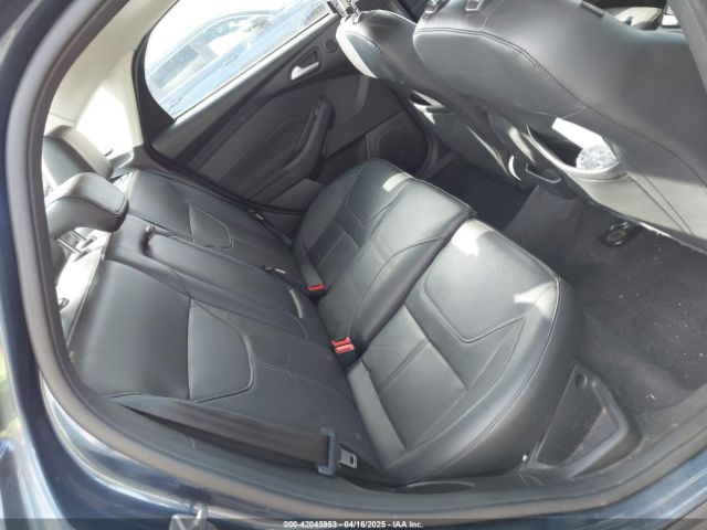 1FADP3J29JL254861 Ford Focus Titanium