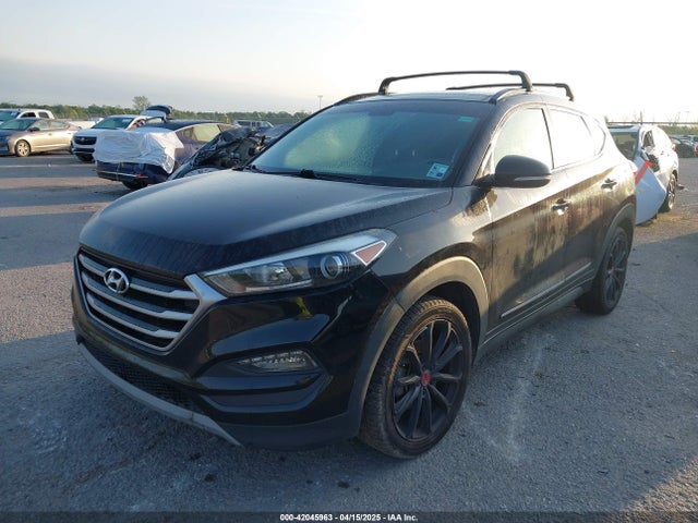 KM8J33A2XHU462806 Hyundai Tucson Night