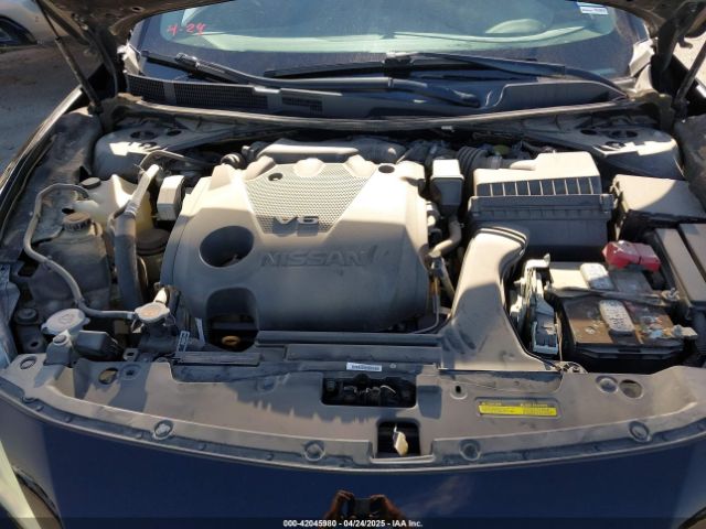 1N4AA6AP5JC369619 Nissan 2018