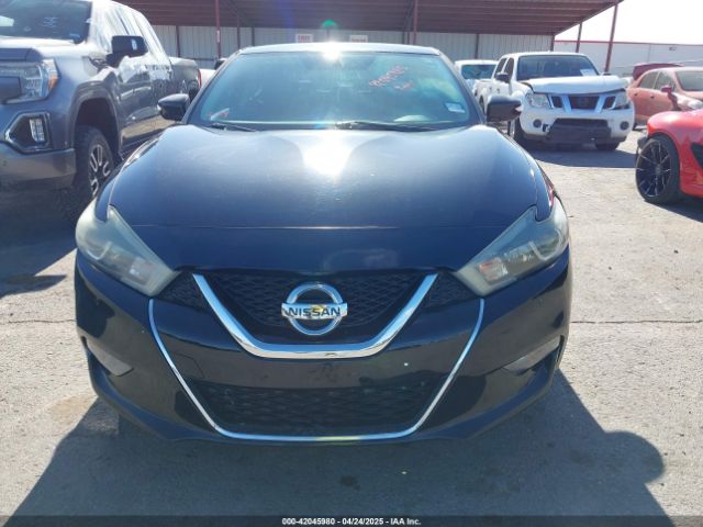 1N4AA6AP5JC369619 Nissan 2018