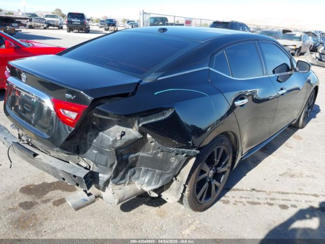 1N4AA6AP5JC369619 Nissan 2018