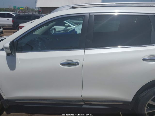 5N1AT2MT8KC805074 Nissan Rogue Sl