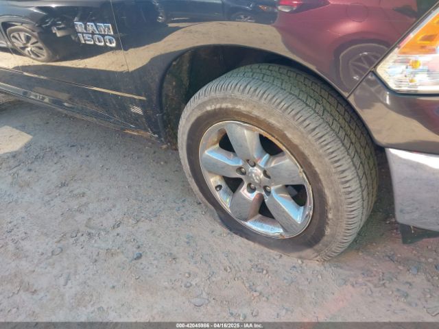 1C6RR7LGXHS611319 RAM 1500 Big Horn  4x4 5'7 Box