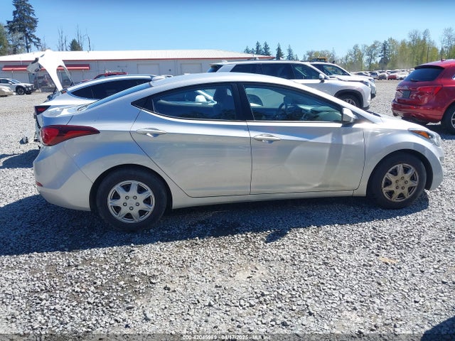 5NPDH4AE1GH692620 Hyundai ELANTRA SE