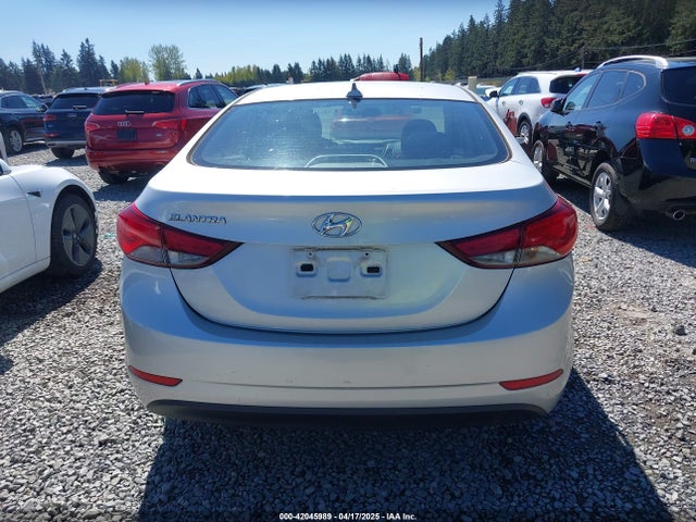 5NPDH4AE1GH692620 Hyundai ELANTRA SE