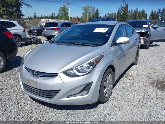 5NPDH4AE1GH692620 Hyundai ELANTRA SE
