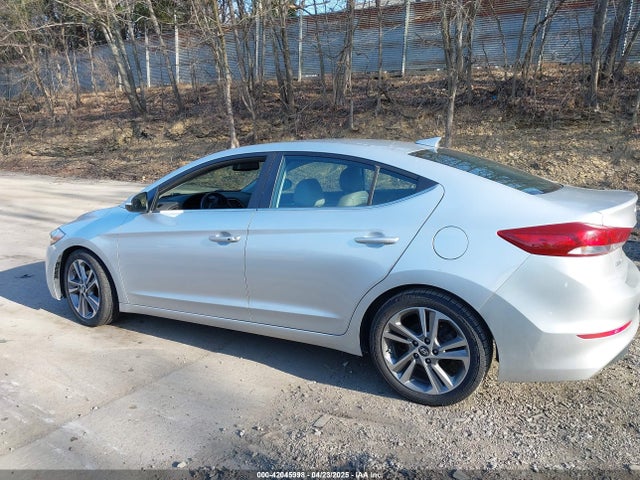 5NPD84LF9JH276604 Hyundai Elantra Limited