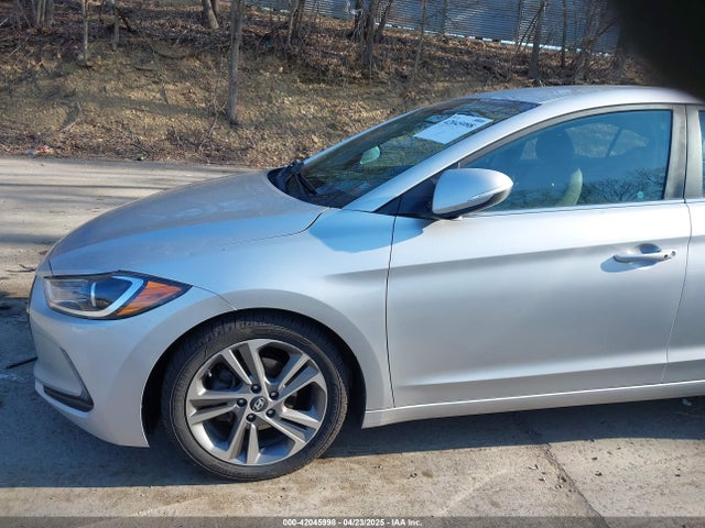 5NPD84LF9JH276604 Hyundai Elantra Limited
