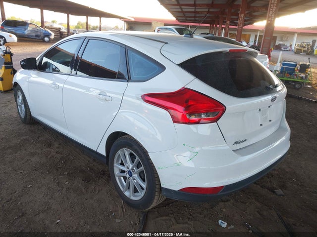 1FADP3K21JL217530 Ford FOCUS SE