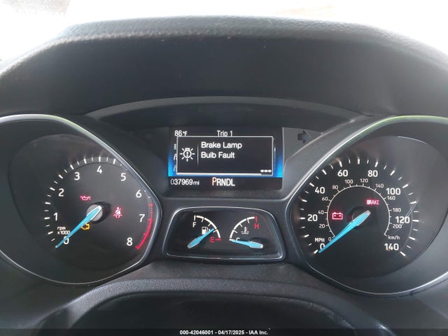 1FADP3K21JL217530 Ford FOCUS SE