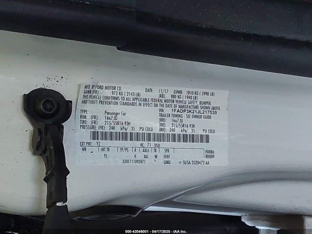 1FADP3K21JL217530 Ford FOCUS SE