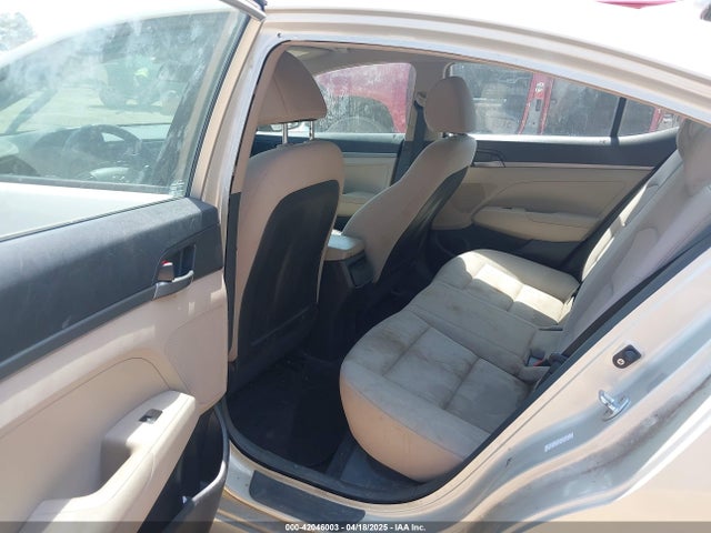 KMHD74LF5HU086894 Hyundai ELANTRA SE