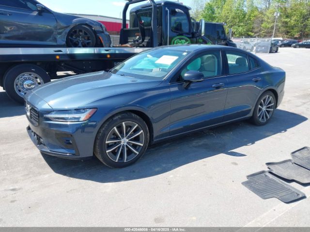 7JR102TZ3MG112459 Volvo S60 T5 Momentum