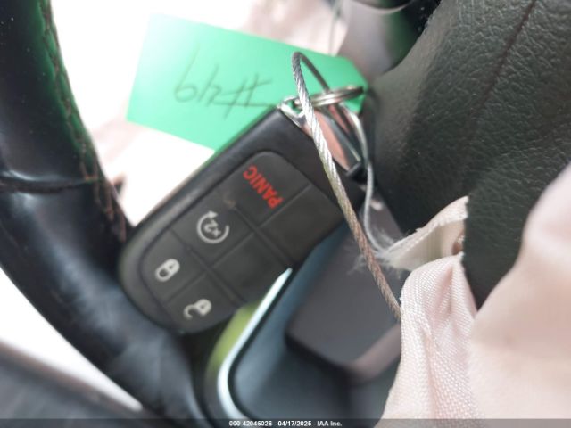 3C4NJDCBXNT167743 Jeep 2022