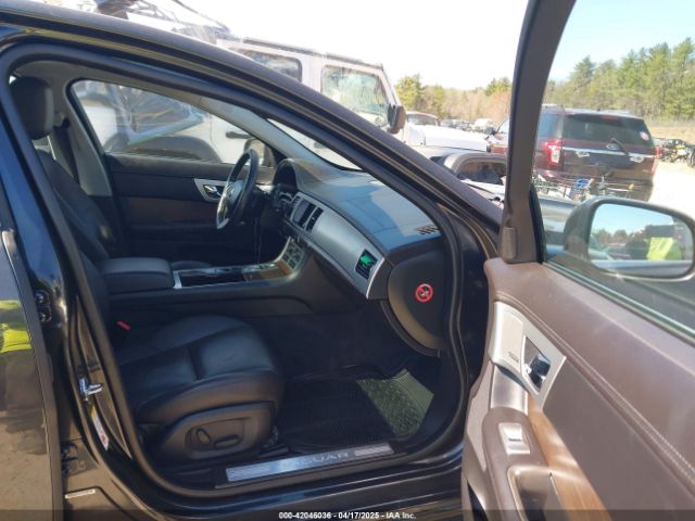 SAJWJ0EF9E8U31032 Jaguar Xf V6 Sc