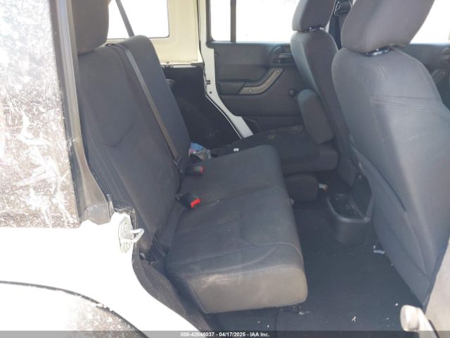 1C4BJWDG8HL536673 Jeep Wrangler Unlimited Sport 4x4
