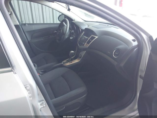 1G1PC5SB8F7271415 Chevrolet Cruze 1lt Auto