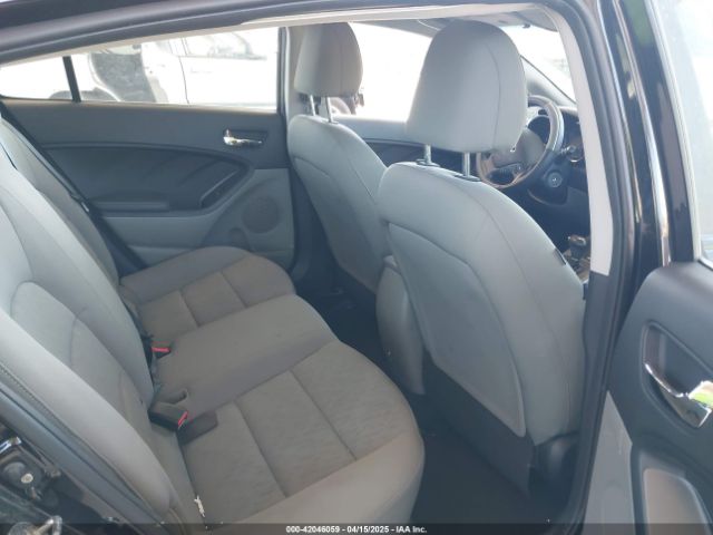 KNAFK4A60F5290540 KIA FORTE LX