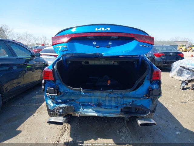 3KPF44AC2PE526176 KIA Forte Gt Manual