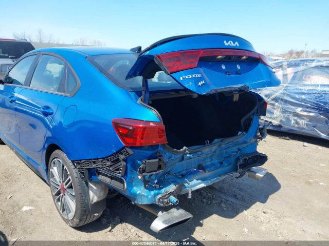 3KPF44AC2PE526176 KIA Forte Gt Manual