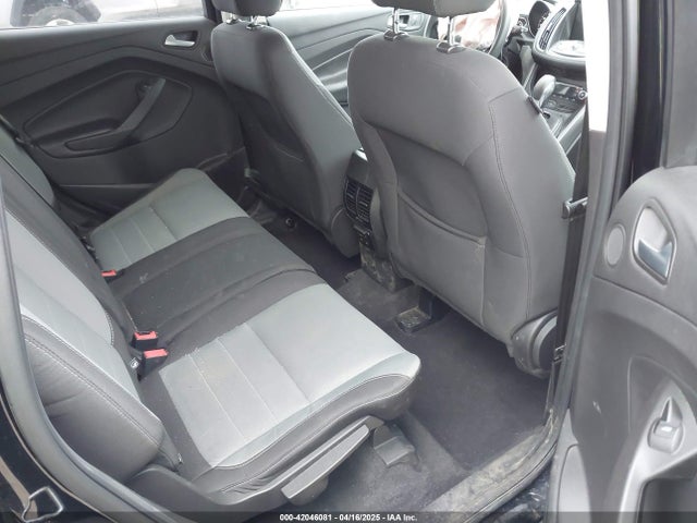 1FMCU9GX0GUC86844 Ford ESCAPE SE