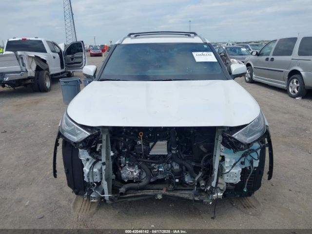 5TDKDRBH6SS576776 Toyota Highlander Platinum