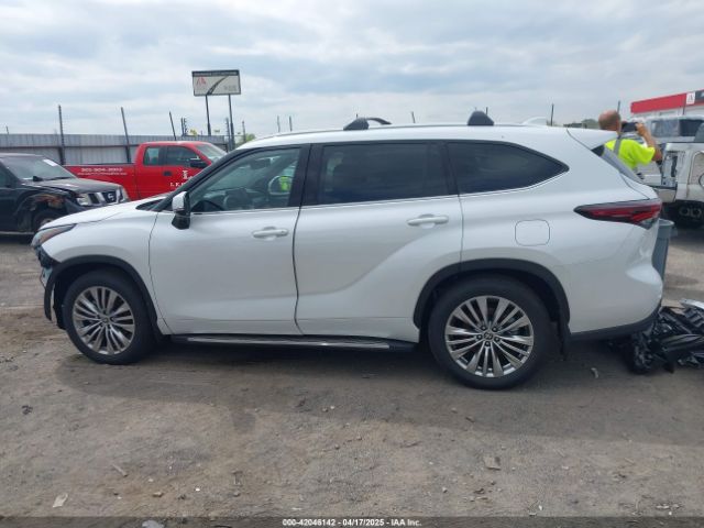 5TDKDRBH6SS576776 Toyota Highlander Platinum