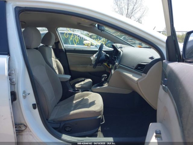 5NPD74LF8LH519597 Hyundai ELANTRA SE