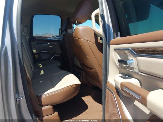 1C6SRFDT8KN860943 RAM 1500 Laramie  4x4 6'4 Box