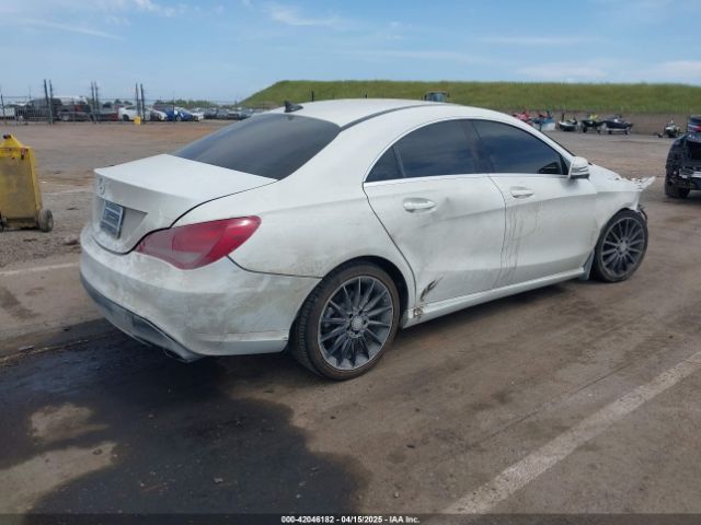 WDDSJ4GB0EN136231 Mercedes-Benz CLA 250 4MATIC