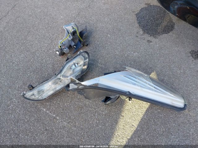 1FMCU9J97EUB18285 Ford Escape Titanium