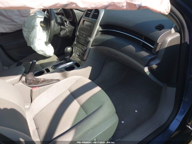 Chevrolet MALIBU LS 2015 1G11B5SL2FF210634 Image 5