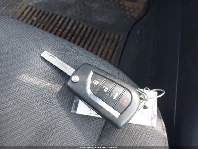 5YFEPMAE0MP165108 Toyota COROLLA LE